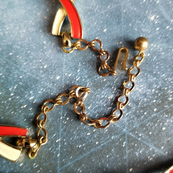 Relisted -Vintage Marvella red and white enamel X set - Picture 11 of 14